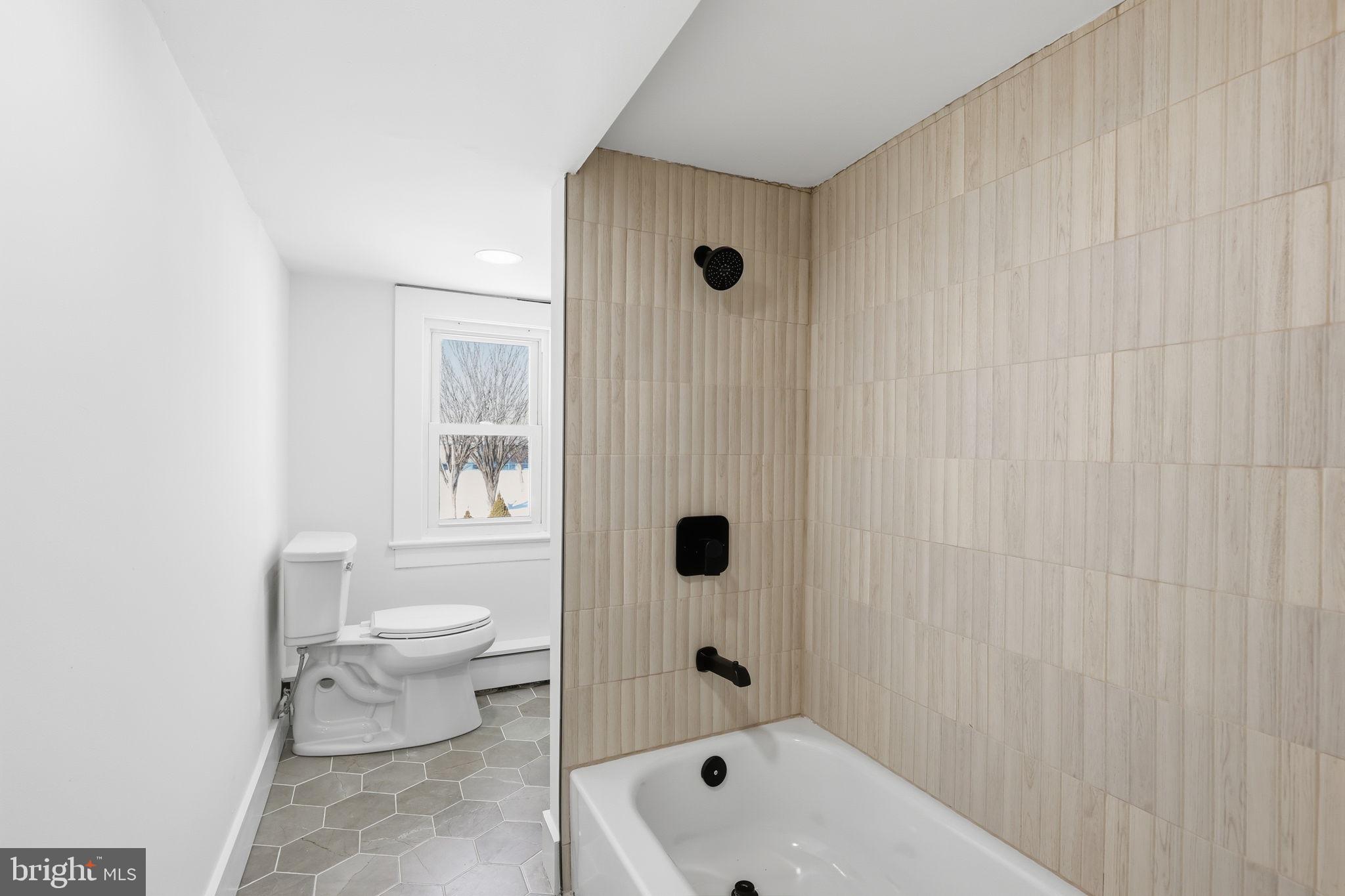 509 Pond Street Bristol, PA 19007 - Photo 20 of 26