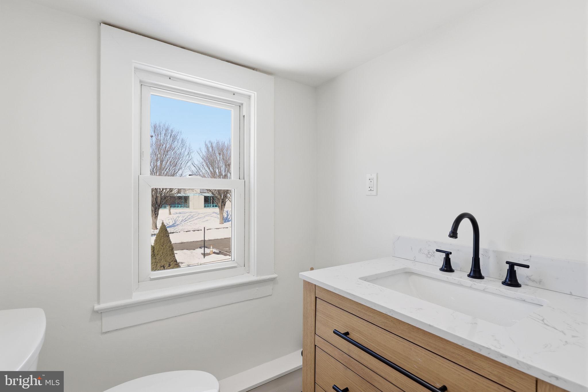 509 Pond Street Bristol, PA 19007 - Photo 21 of 26