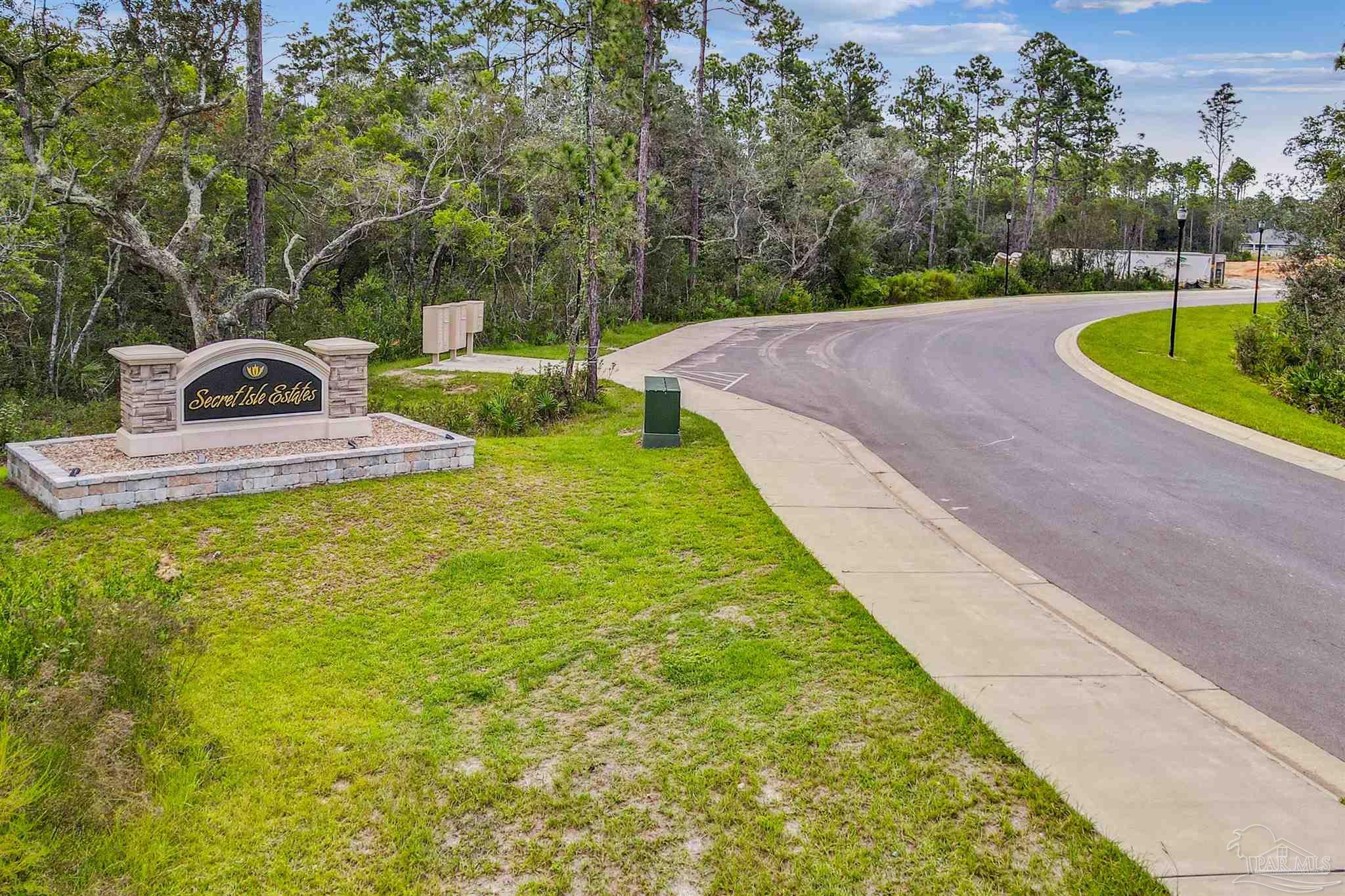 3324 Secret Isle Way Navarre, FL 32566 - Photo 3 of 40