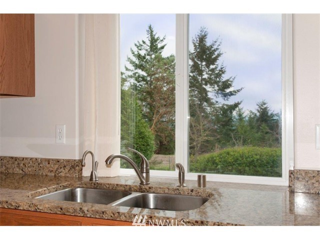 302 Myrtle Road Port Townsend, WA 98368 - Photo 3 of 22 Gallery Image 3