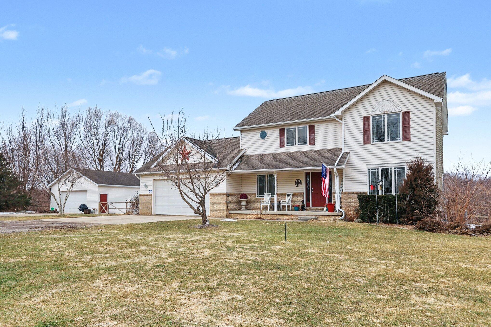 2964 Sarossy Lake Road Grass Lake, MI 49240 - Photo 2 of 37 002_file_4394