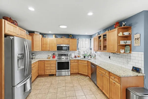 $479,900 | 2964 Sarossy Lake Road, Grass Lake, MI 49240