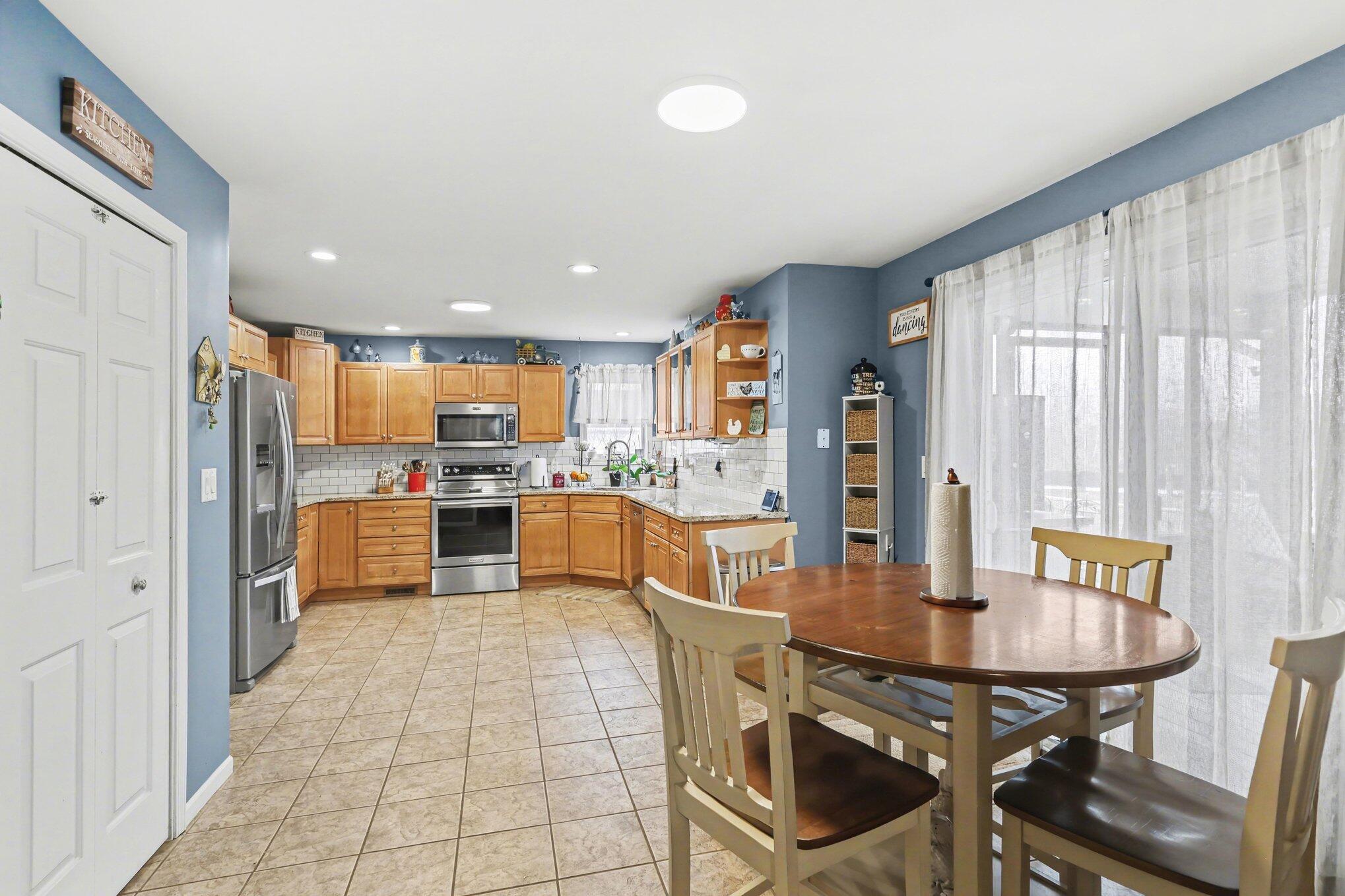 2964 Sarossy Lake Road Grass Lake, MI 49240 - Photo 5 of 37 005_file_5409