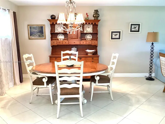 $2,000 | 8962 South Hollybrook Boulevard, Unit 305, Pembroke Pines, FL 33025