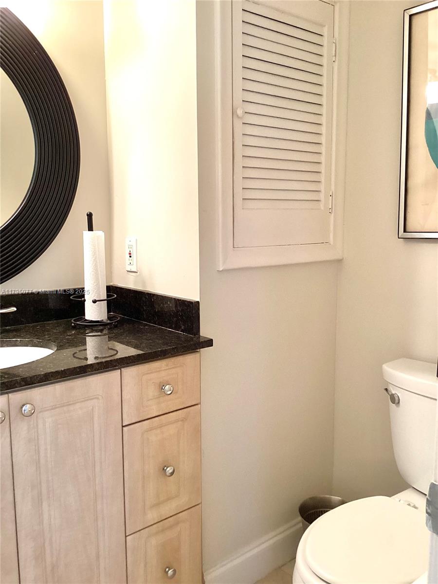 8962 South Hollybrook Boulevard, Unit 305 Pembroke Pines, FL 33025 - Photo 8 of 24