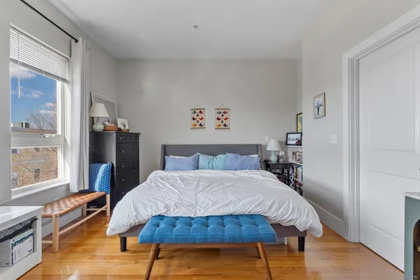 $4,700 | 200 Silver Street, Unit 5, Boston, MA 02127