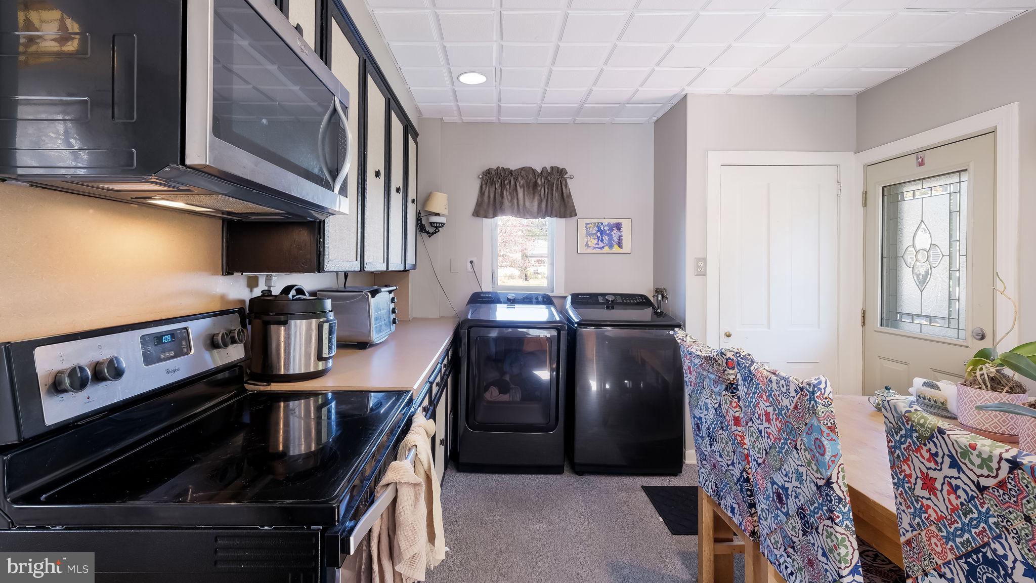 285 North Main Street Doylestown, PA 18901 - Photo 16 of 53 First Floor Apt Kitchen