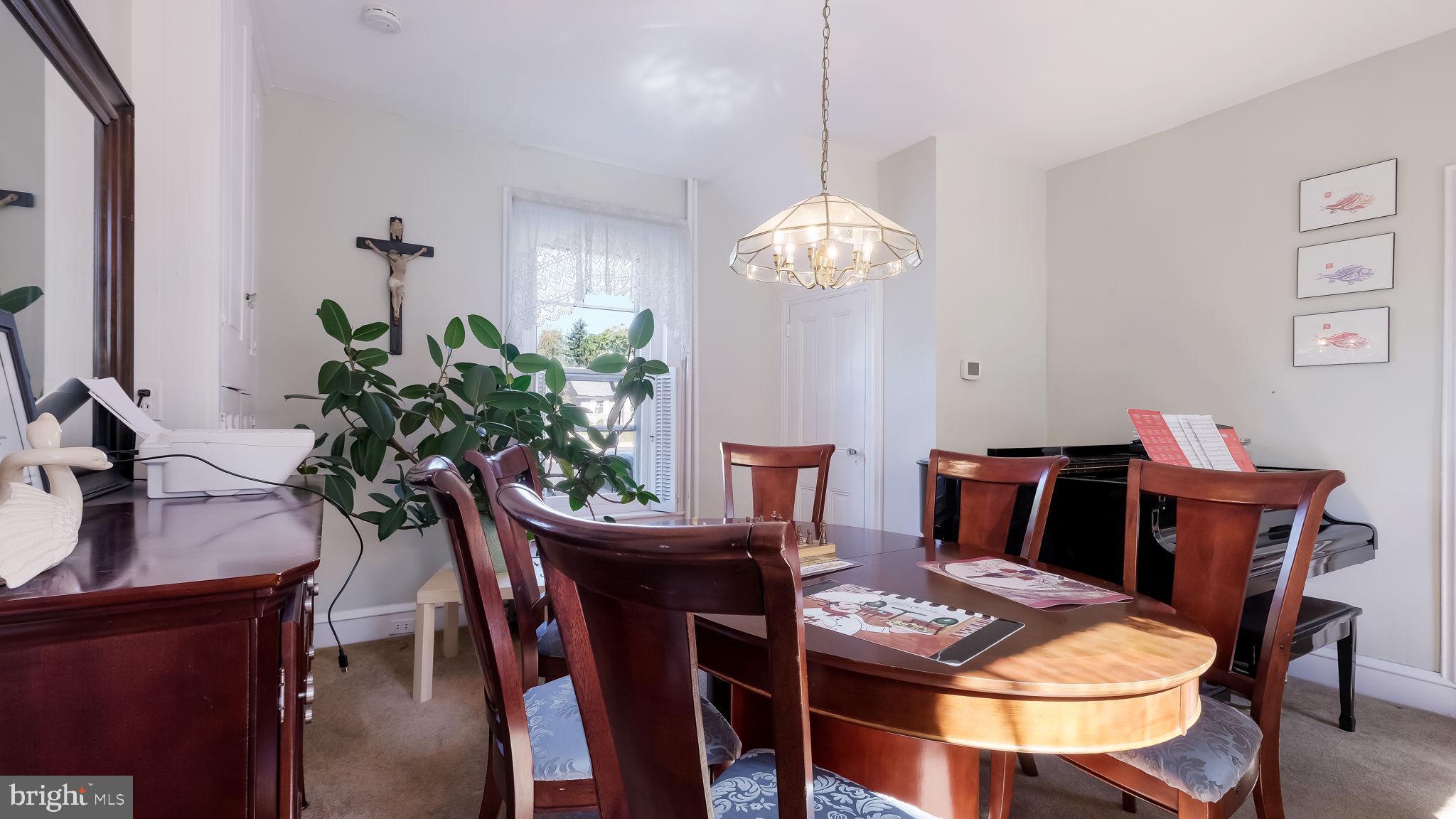 285 North Main Street Doylestown, PA 18901 - Photo 18 of 53 First Floor Apt Dining Room