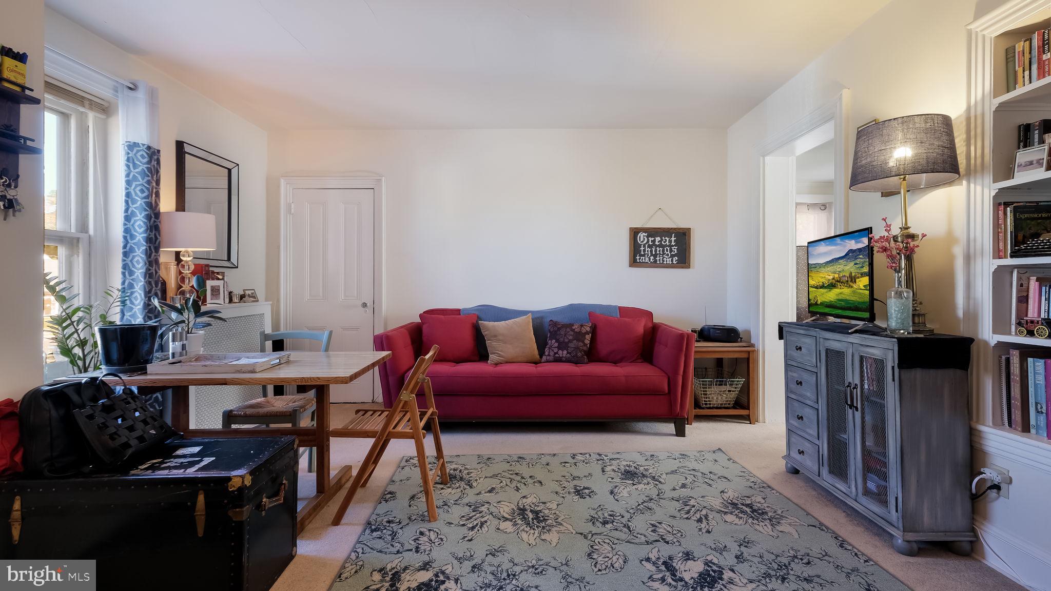 285 North Main Street Doylestown, PA 18901 - Photo 26 of 53 2nd Floor Front Apt Living Room