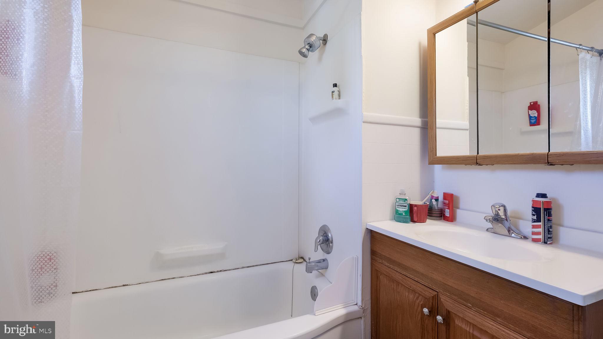 285 North Main Street Doylestown, PA 18901 - Photo 37 of 53 2nd Floor Rear Apt
Bathroom