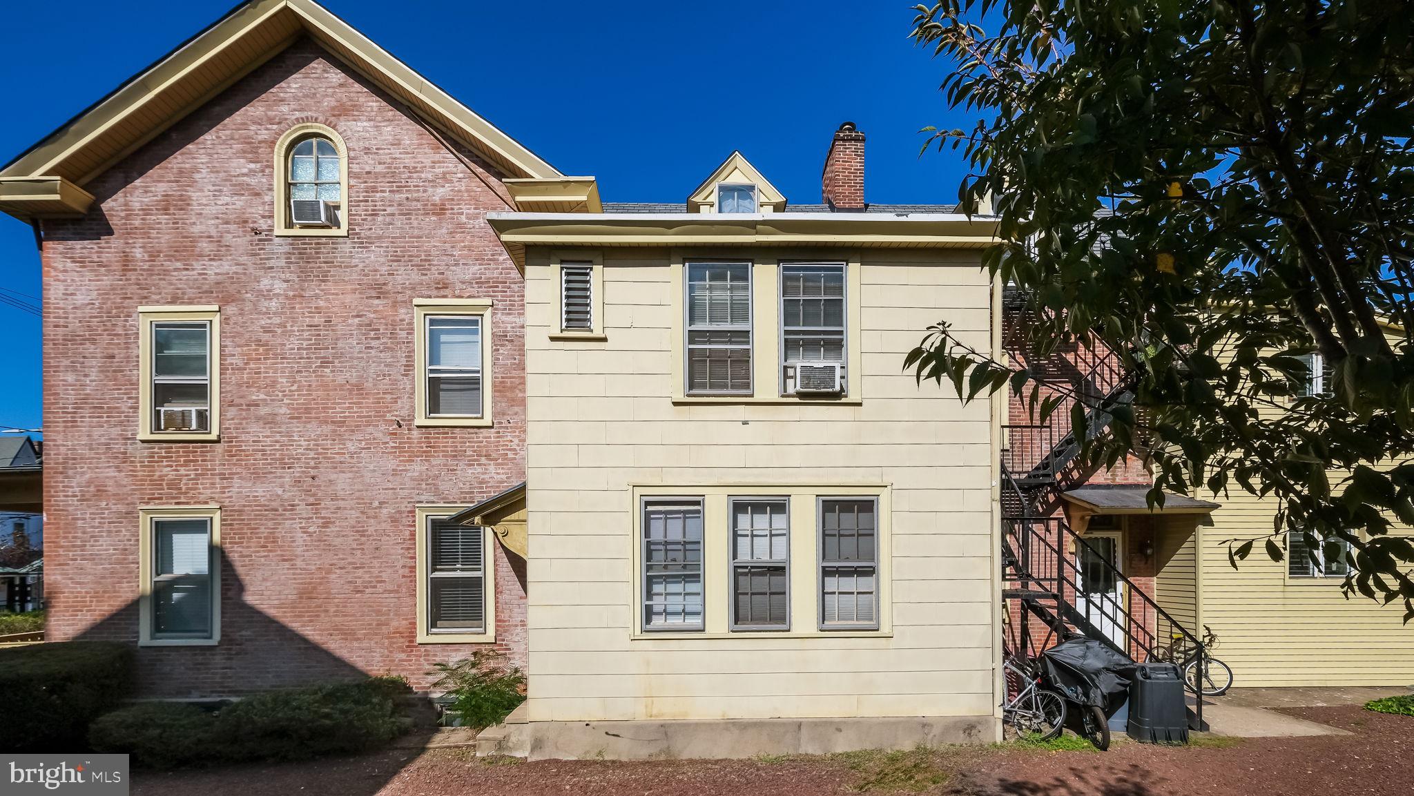 285 North Main Street Doylestown, PA 18901 - Photo 46 of 53 Drivewy side view