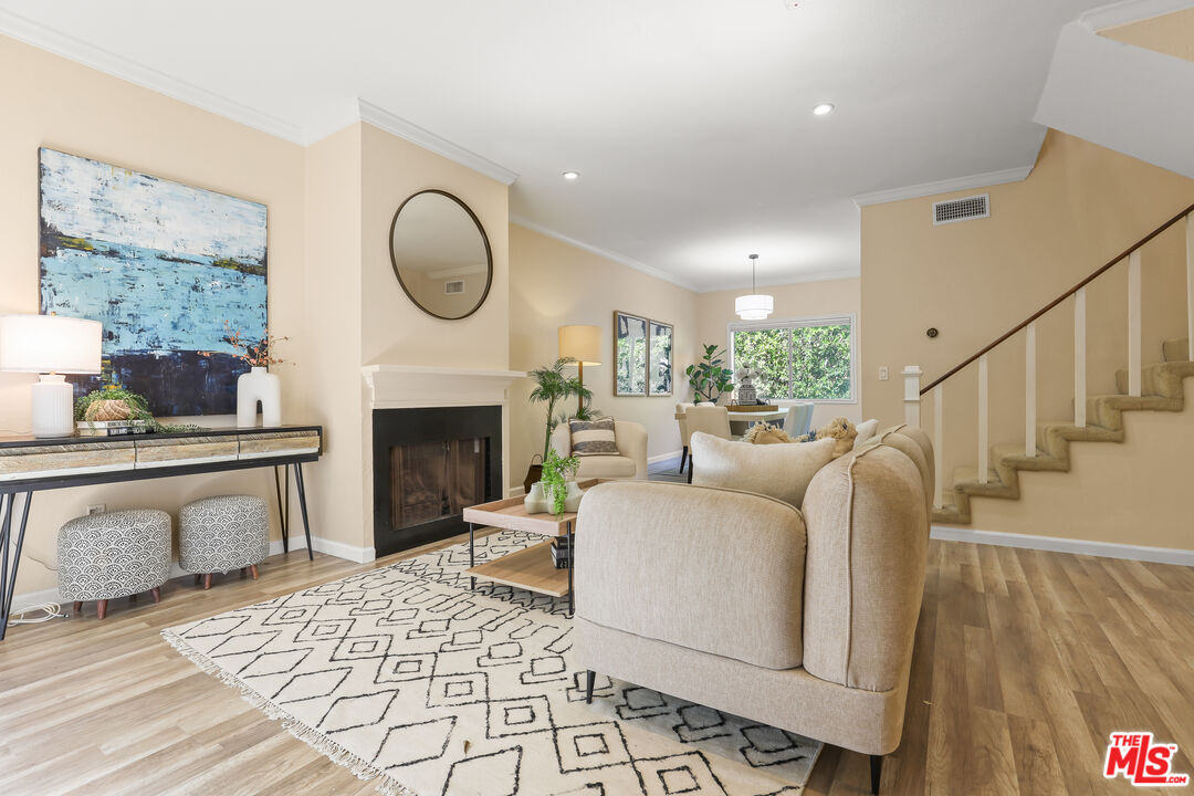 478 South Madison Avenue, Unit 2 Pasadena, CA 91101 - Photo 5 of 32