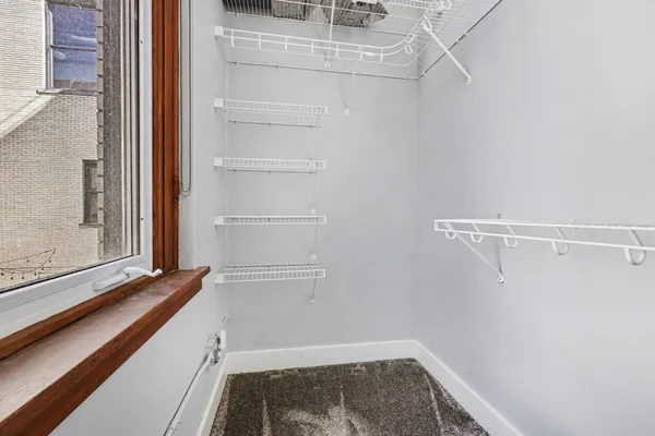 $2,500 | 600 Broadway Avenue Northwest, Unit 220, Grand Rapids, MI 49504