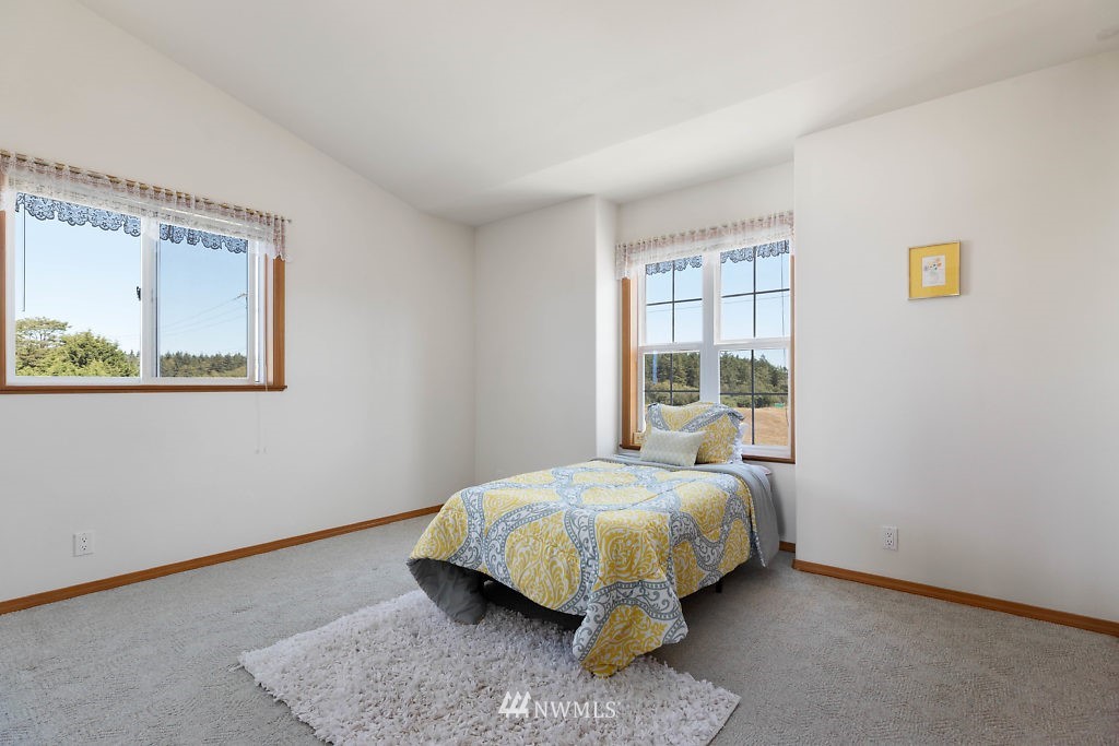 2013 West Beach Road Oak Harbor, WA 98277 - Photo 14 of 25 Gallery Image 14