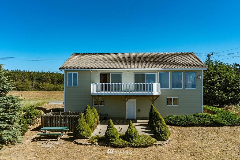 2013 West Beach Road Oak Harbor, WA 98277 - Photo 25 of 25 Gallery Image 25