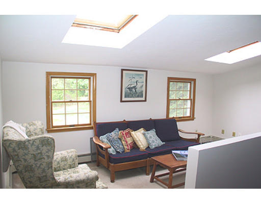 12 Old Farm Road Wayland, MA 01778 - Photo 8 of 11 Gallery Image 8