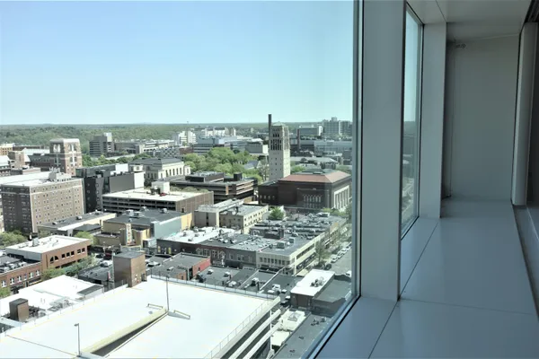 $1,750 | 555 East William Street, Unit 22E, Ann Arbor, MI 48104