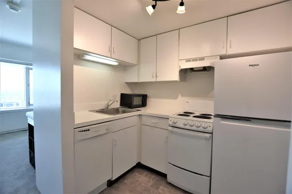 $1,750 | 555 East William Street, Unit 22E, Ann Arbor, MI 48104