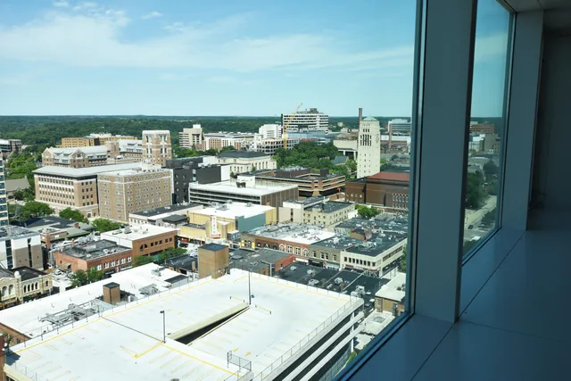 $1,750 | 555 East William Street, Unit 22E, Ann Arbor, MI 48104