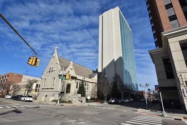 $1,750 | 555 East William Street, Unit 22E, Ann Arbor, MI 48104