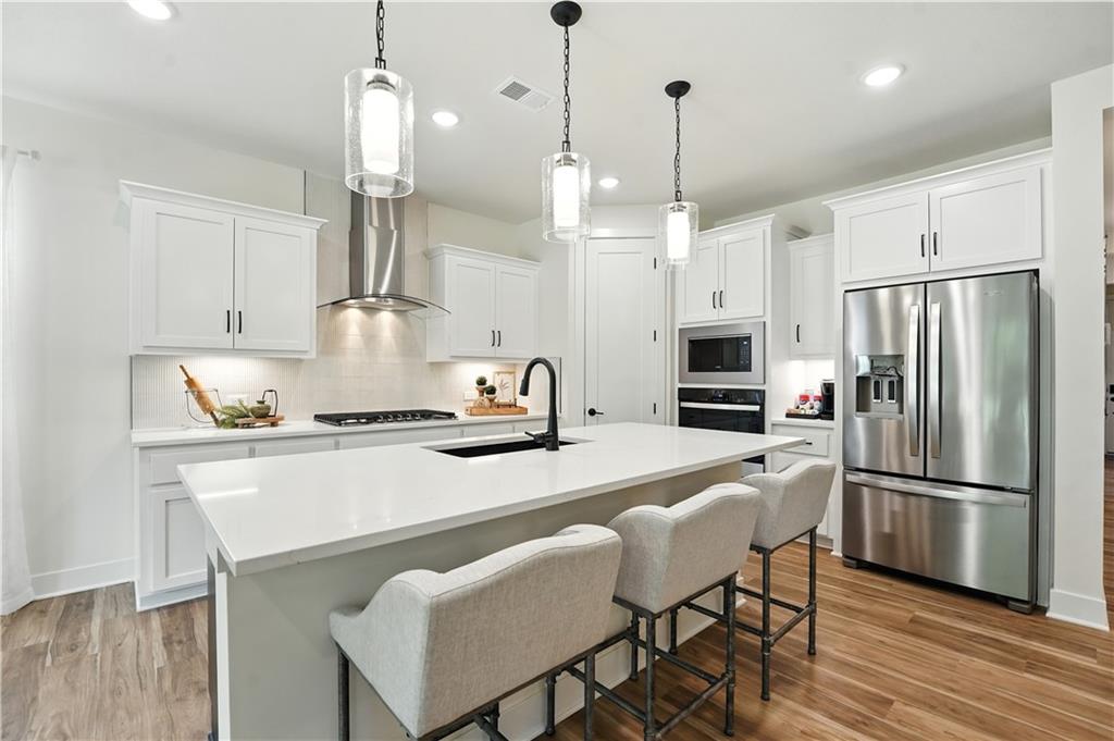 20632 Barker Street Spring Hill, KS 66083 - Photo 2 of 30