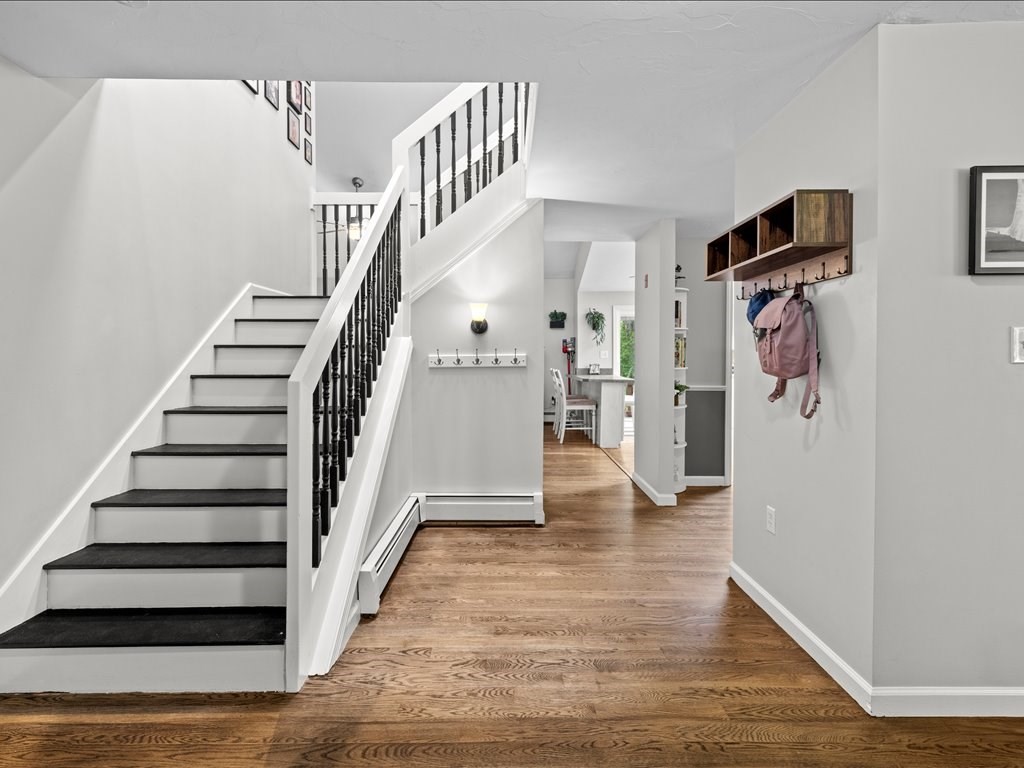 235 Stone School Road Sutton, MA 01590 - Photo 4 of 41