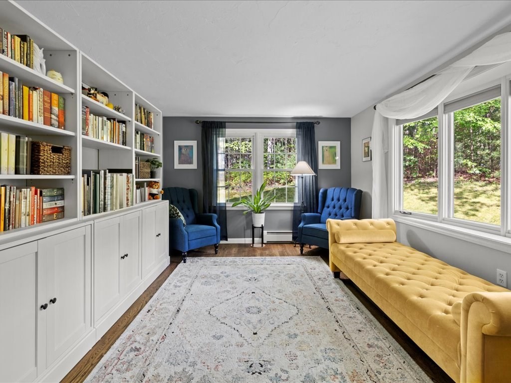 235 Stone School Road Sutton, MA 01590 - Photo 7 of 41