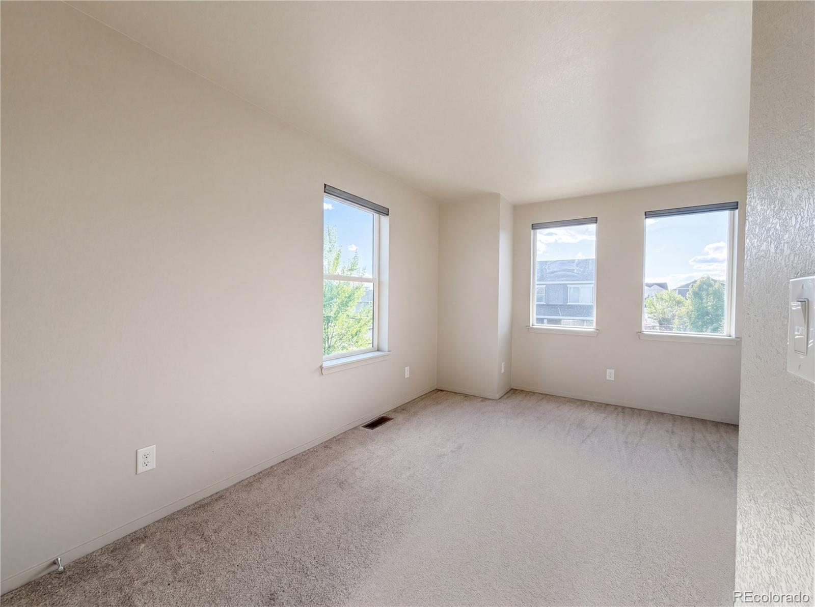 12746 River Rock Way Longmont, CO 80504 - Photo 15 of 40