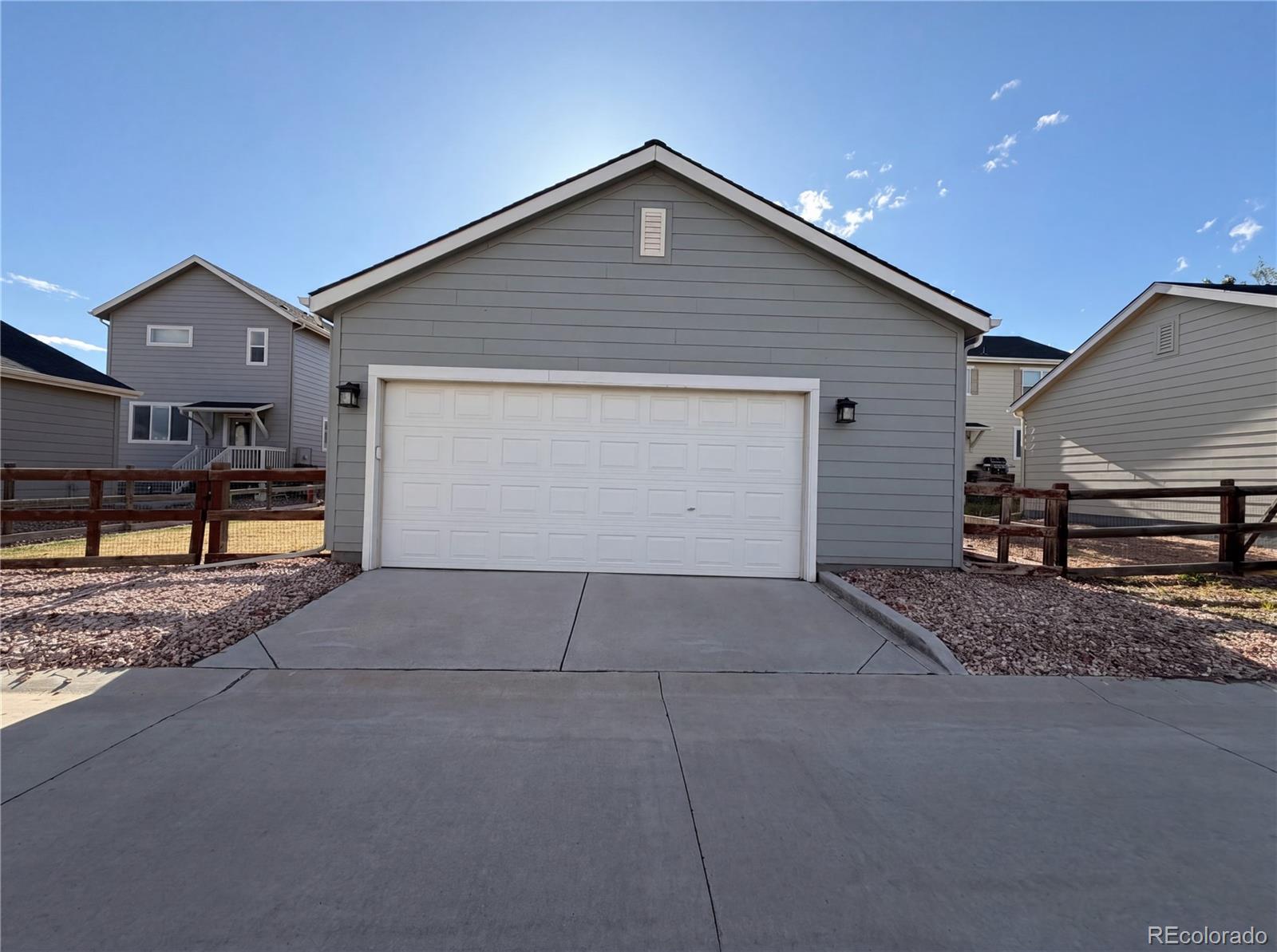 12746 River Rock Way Longmont, CO 80504 - Photo 33 of 40