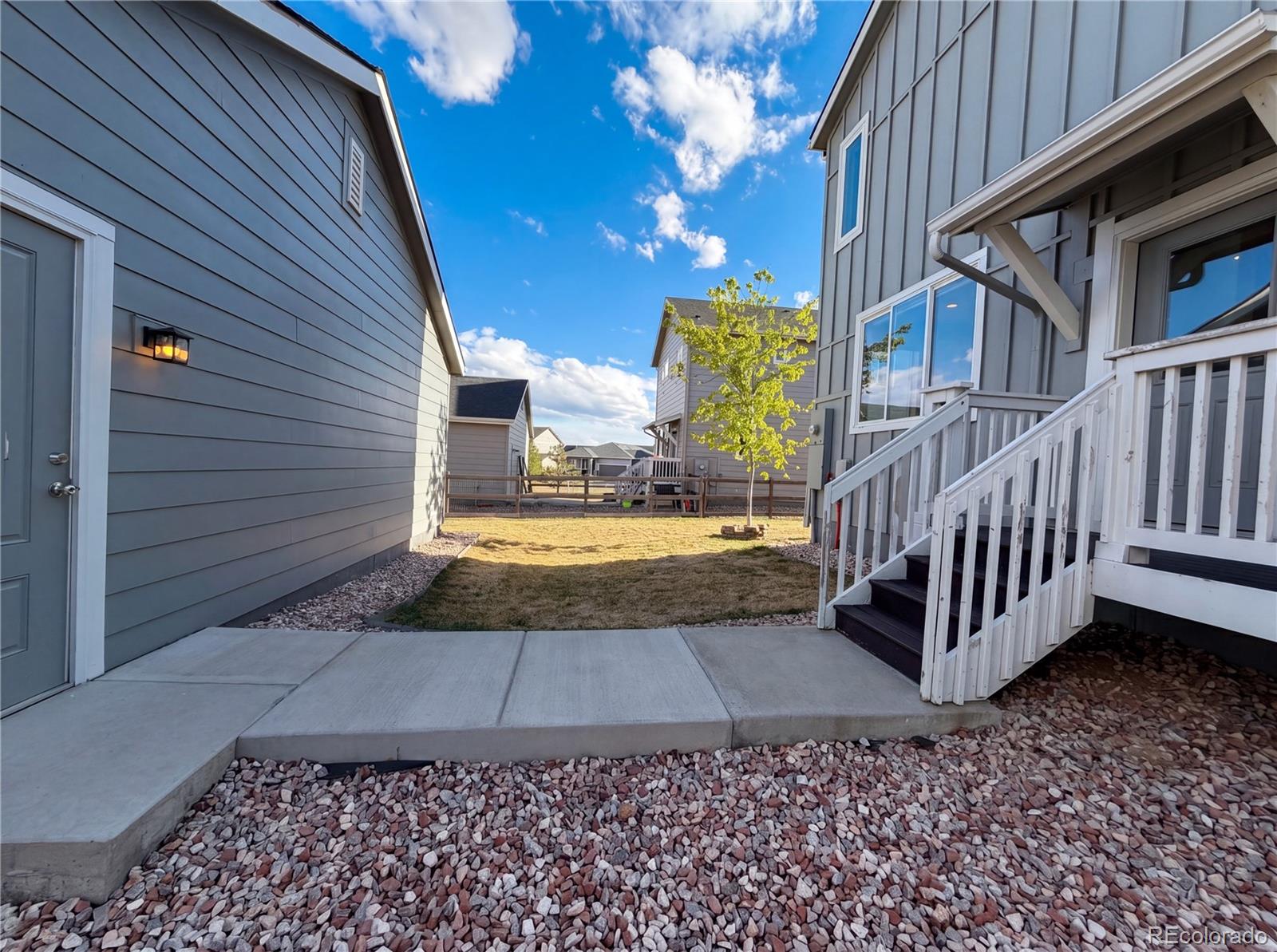12746 River Rock Way Longmont, CO 80504 - Photo 38 of 40