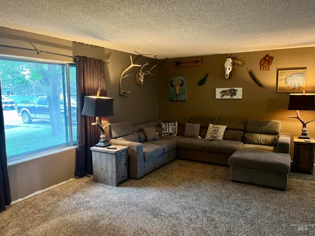 $389,000 | 612 Highland Road, Jerome, ID 83338