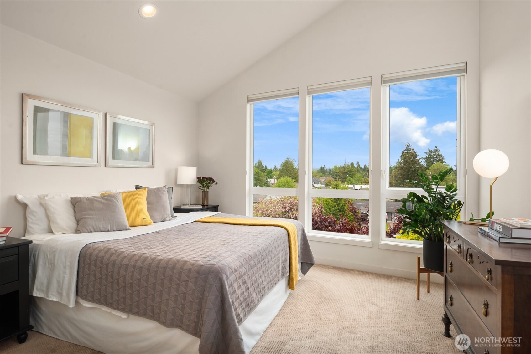 4321 South Webster Street, Unit E Seattle, WA 98118 - Photo 12 of 14