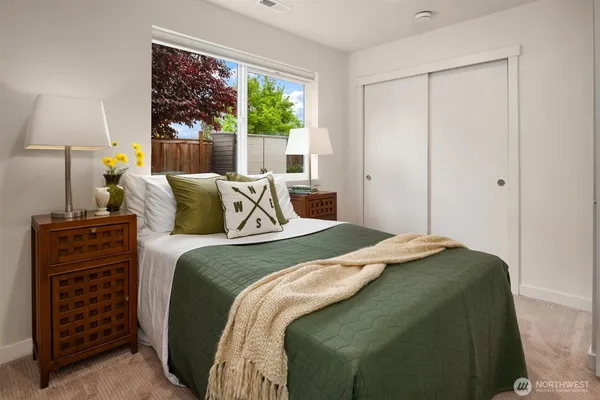 $3,300 | 4321 South Webster Street, Unit E, Seattle, WA 98118