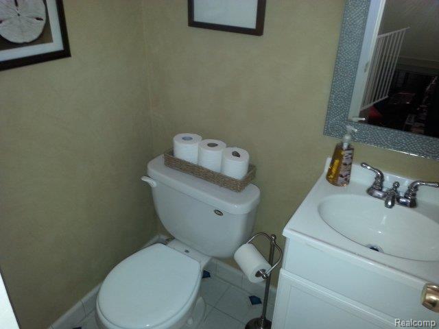 11300 Erdmann Road Sterling Heights, MI 48314 - Photo 19 of 26 20131012_171300.jpg