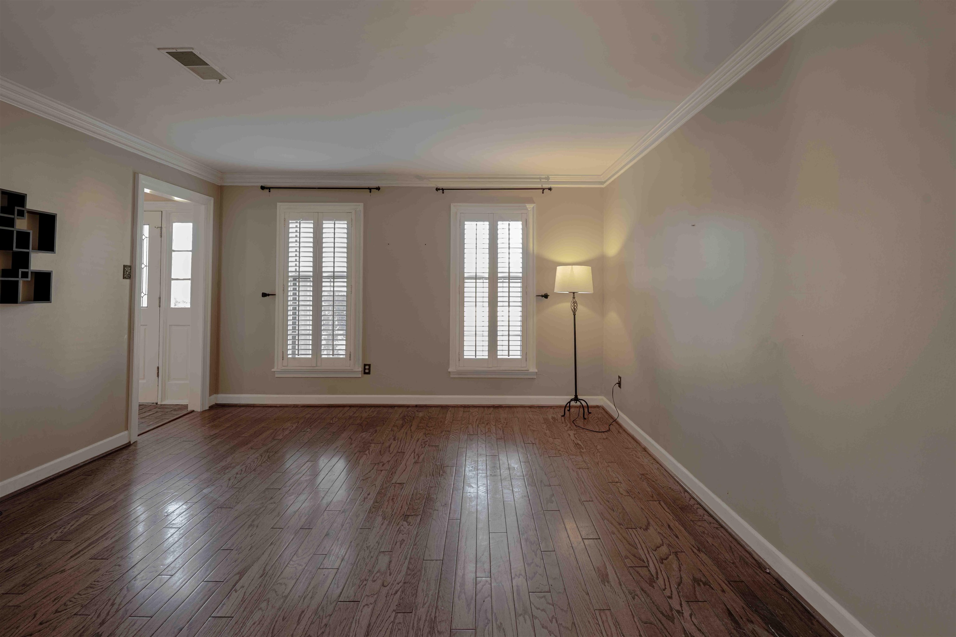 8883 Farmoor Road Germantown, TN 38139 - Photo 13 of 34 Foyer with hardwood / wood-style flooring and crown molding
