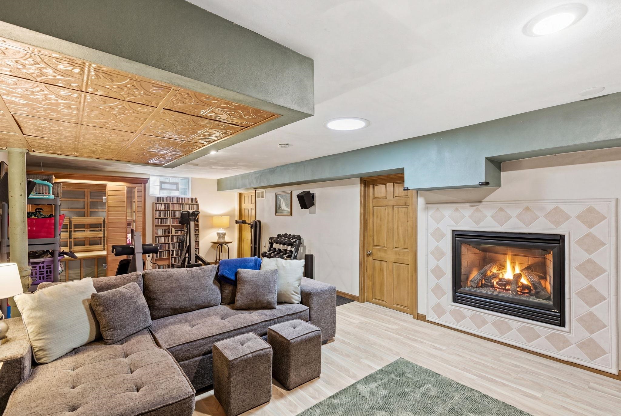 1821 Manley Street Madison, WI 53704 - Photo 22 of 48