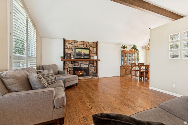 9832 Falconhurst Drive Sandy, UT 84092 - Photo 5 of 29 Living room