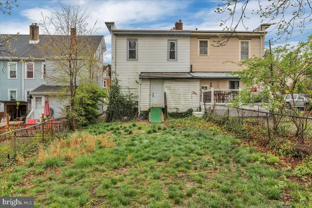 $299,000 | 204 Hunter Street, Woodbury, NJ 08096