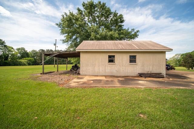 109 Richardson Road Jasper, AL 35504 - Photo 17 of 28 109 Richardson side of workshop