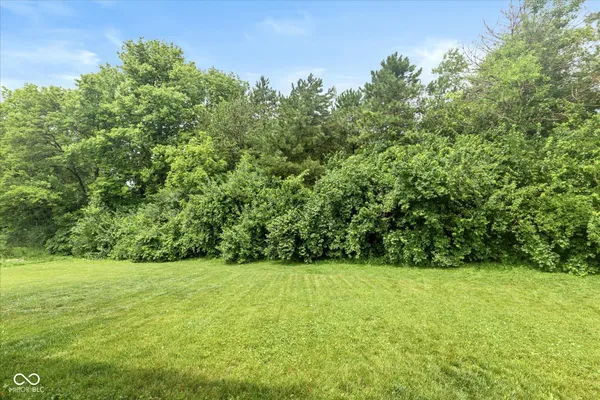 $295,000 | 1338 Delacorte Circle, Shelbyville, IN 46176