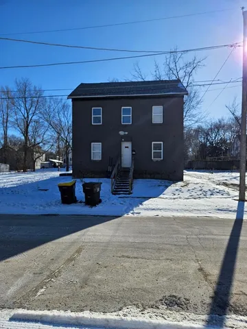 $35,000 | 535 East Madison Street, Freeport, IL 61032
