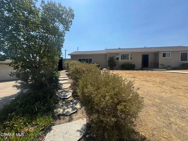 $2,500 | 710 Calle Cardo, Unit B, Thousand Oaks, CA 91360
