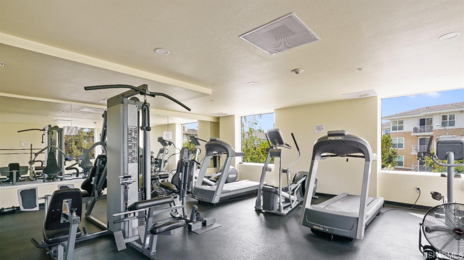 301 Crescent Court, Unit 3117 San Francisco, CA 94134 - Photo 21 of 34