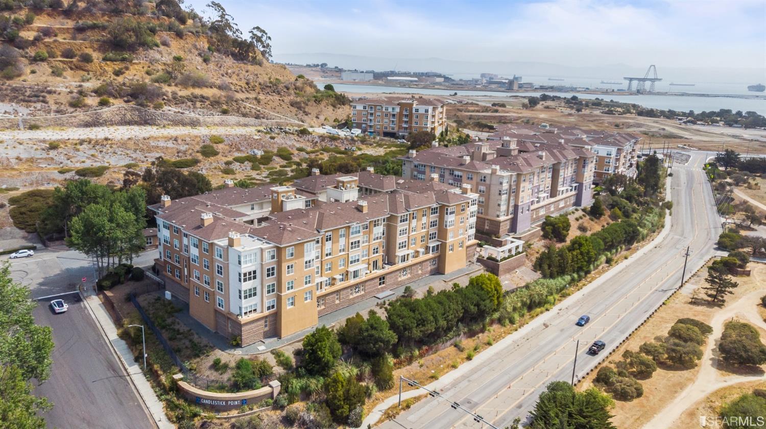 301 Crescent Court, Unit 3117 San Francisco, CA 94134 - Photo 27 of 34 a view of city