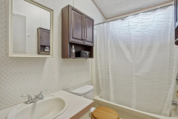 $49,900 | 2810 Bechelli Lane, Unit SPC D6, Redding, CA 96002