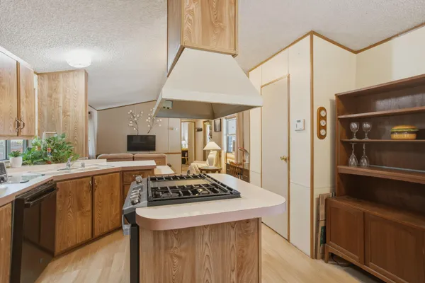 $49,900 | 2810 Bechelli Lane, Unit SPC D6, Redding, CA 96002