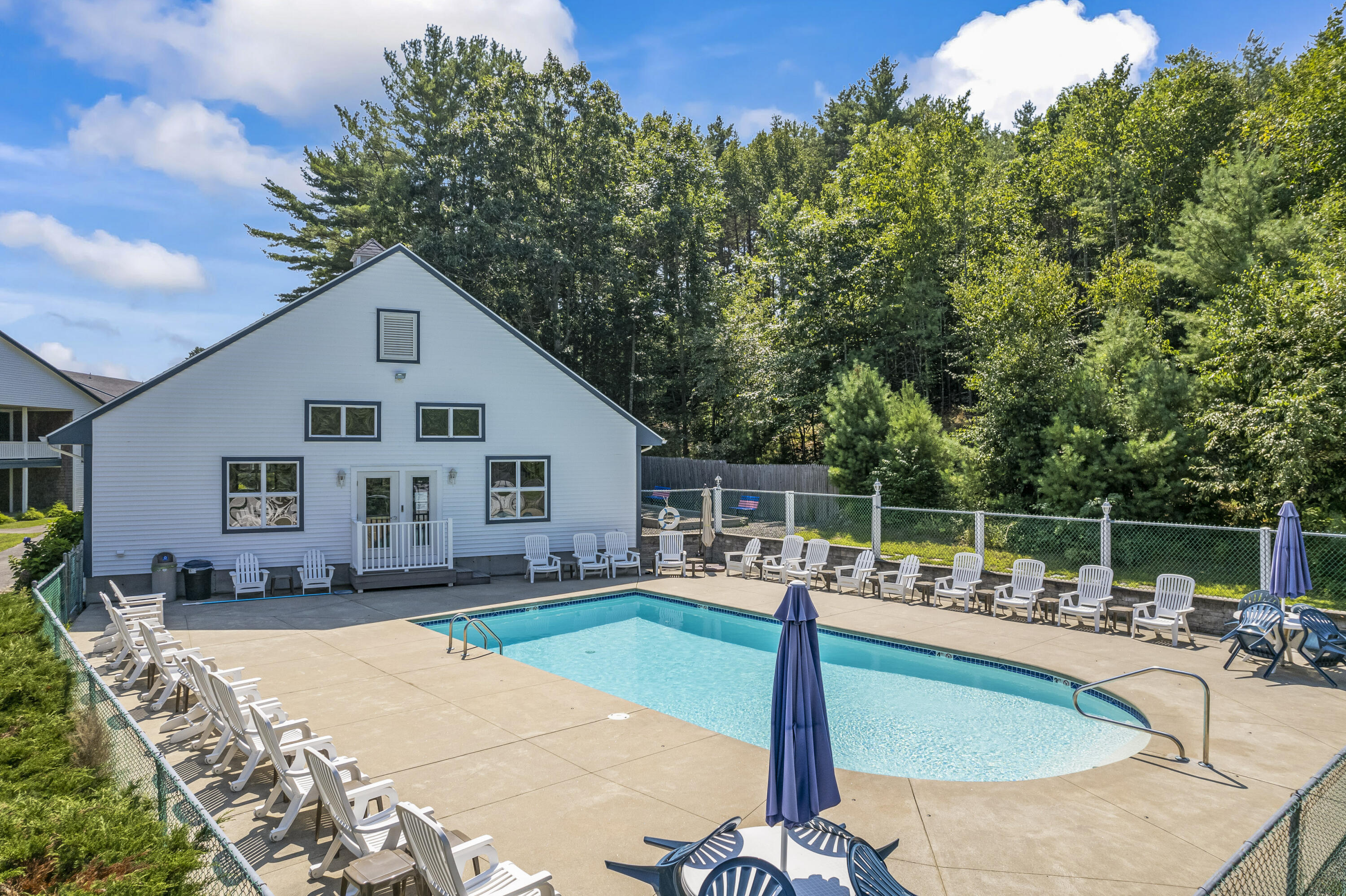 35 Main Street, Unit 25 Ogunquit, ME 03907 - Photo 33 of 41 Seafarer Photo 33