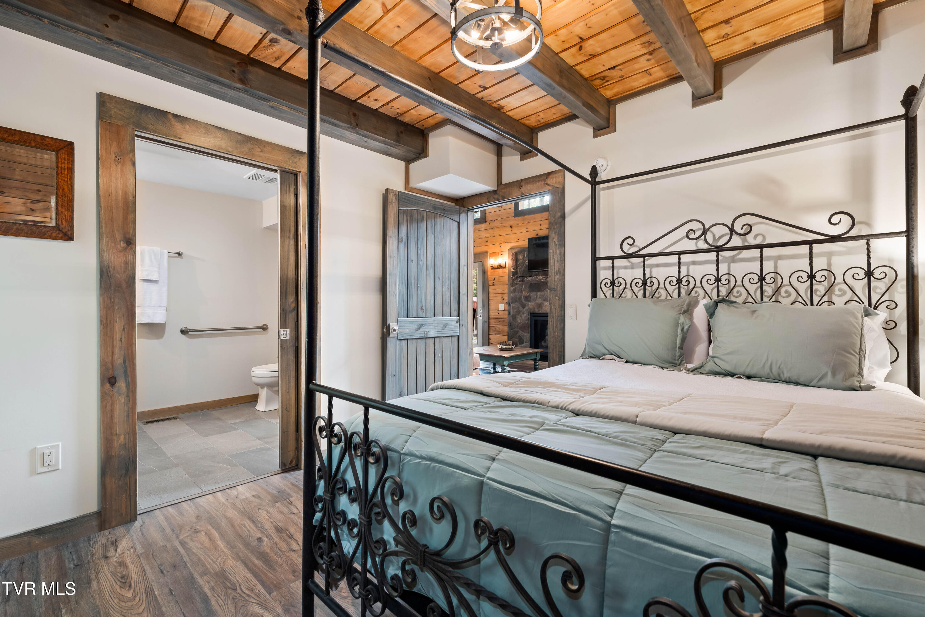 268 A Moreland Drive Butler, TN 37640 - Photo 19 of 65 268 Moreland Dr (55 of 65)