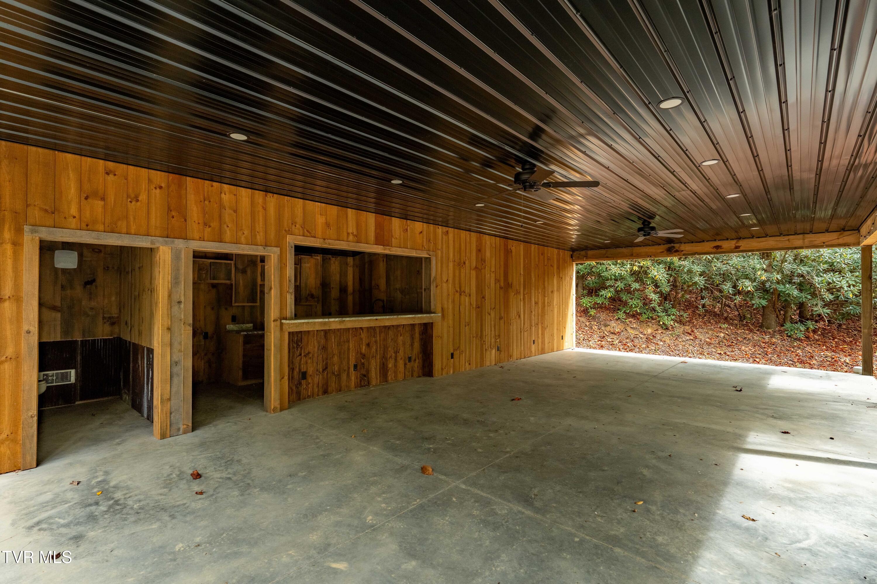 268 A Moreland Drive Butler, TN 37640 - Photo 34 of 65 268 Moreland Dr (34 of 65)