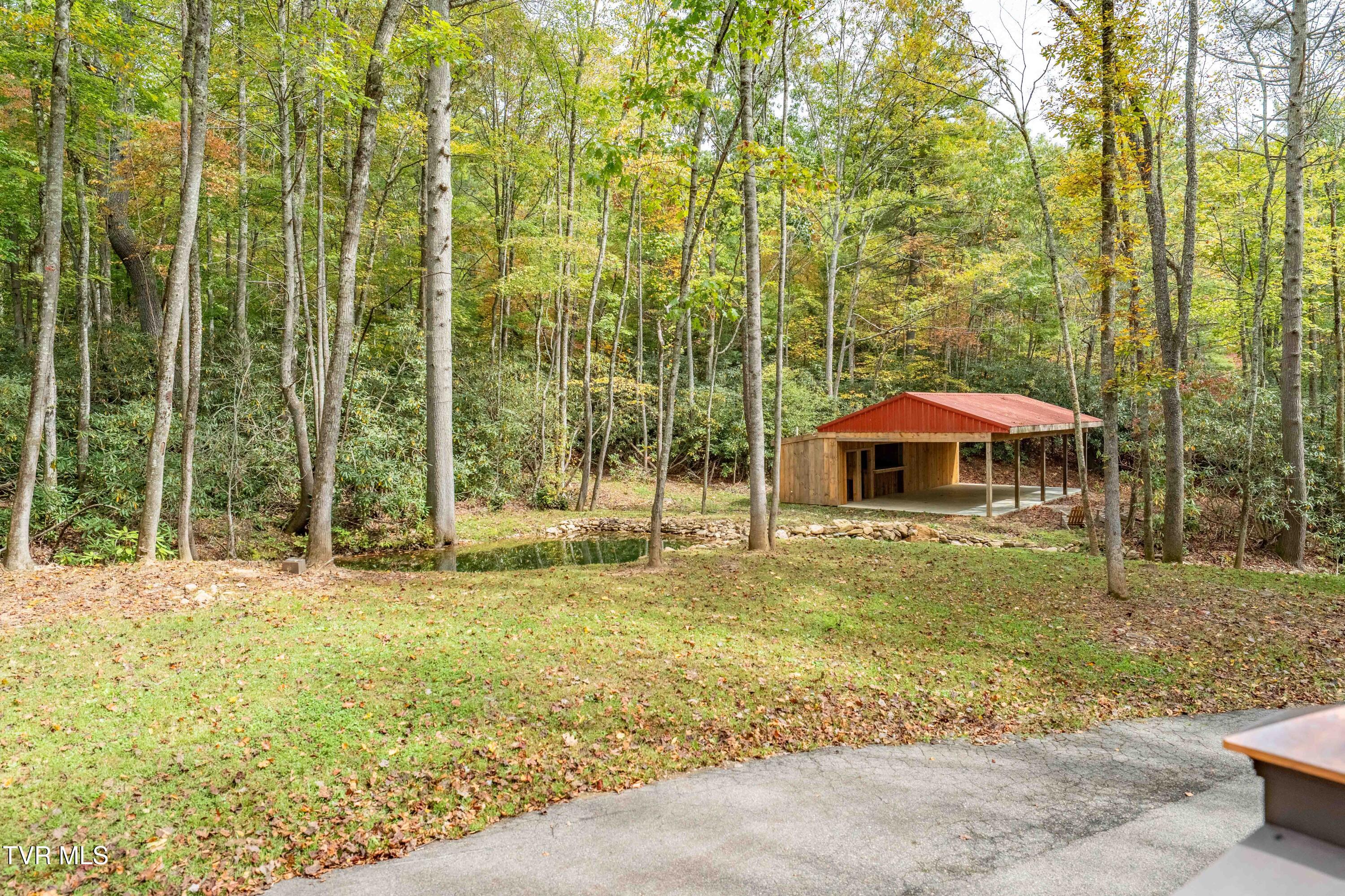 268 A Moreland Drive Butler, TN 37640 - Photo 40 of 65 268 Moreland Dr (21 of 65)